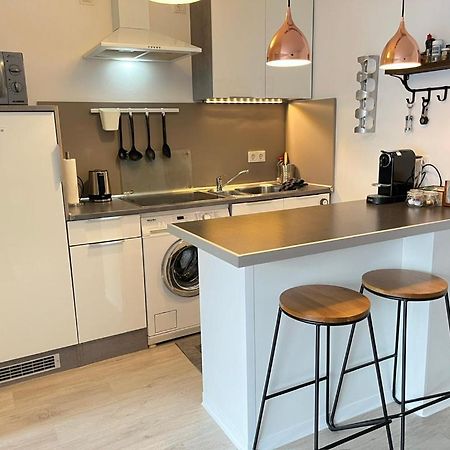 Living At Saarpartments -Adultsonly- 2 Bedrooms, Kitchen - Business & Holiday Apartments For Long- And Short Term Stay, 3 Min To Train Station, Secure E-Bike Parking! Saarbruecken Ngoại thất bức ảnh